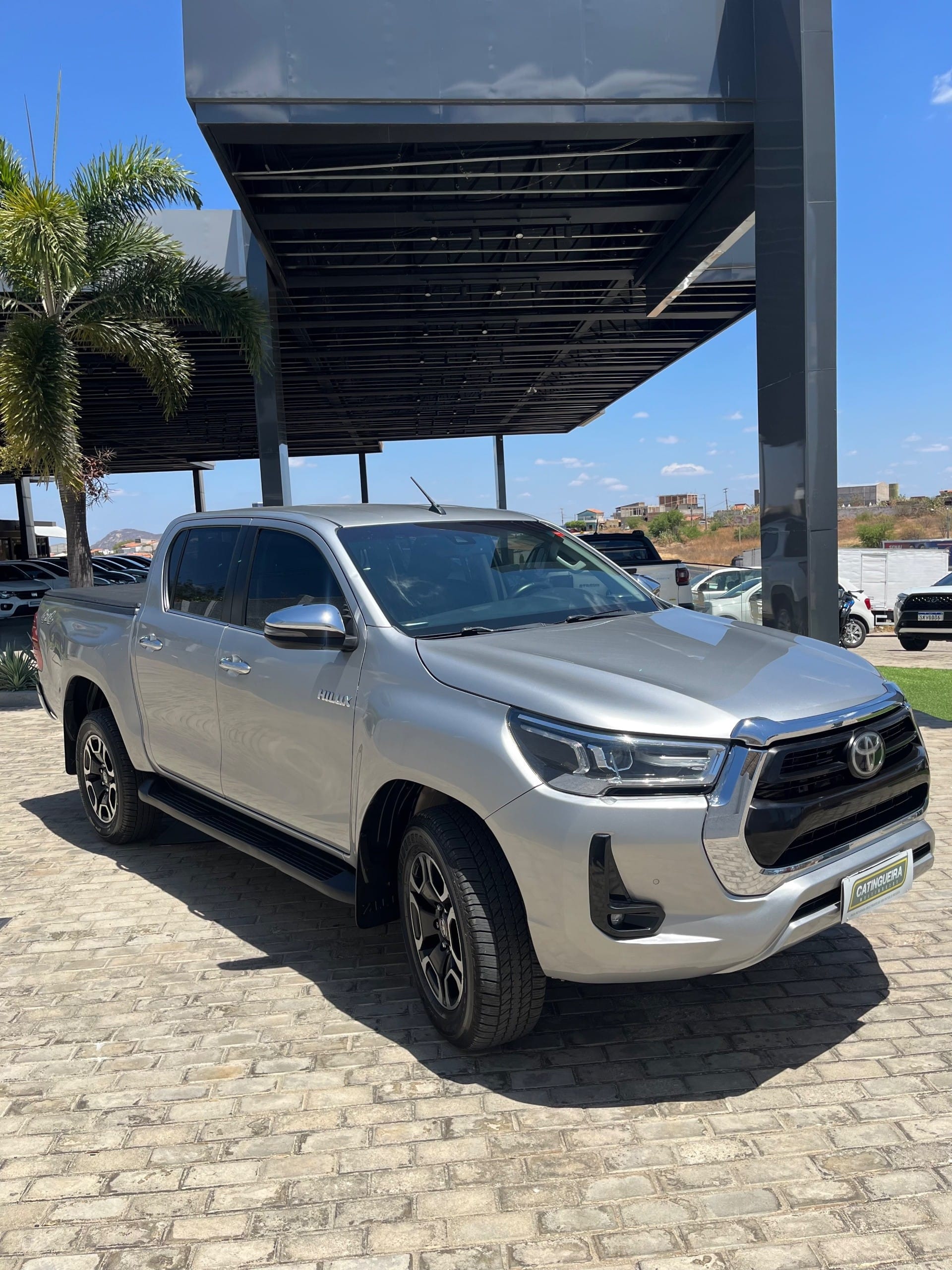 Toyota Hilux CD - foto 1